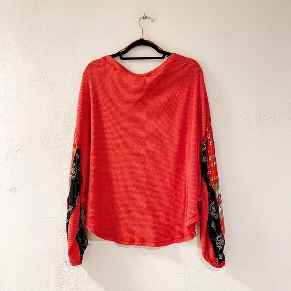 Free People Thermal Blouse in Red Blossom Large - Picture 3 of 7